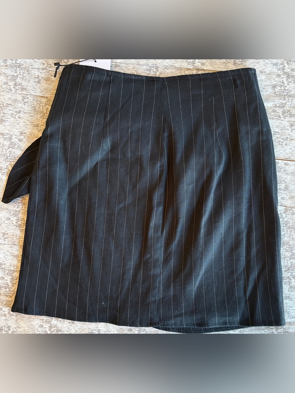 NEW w/Tags REVOLVE Bailey 44 Flory Skirt in Black Pinstripe Size XS - Picture 7 of 14